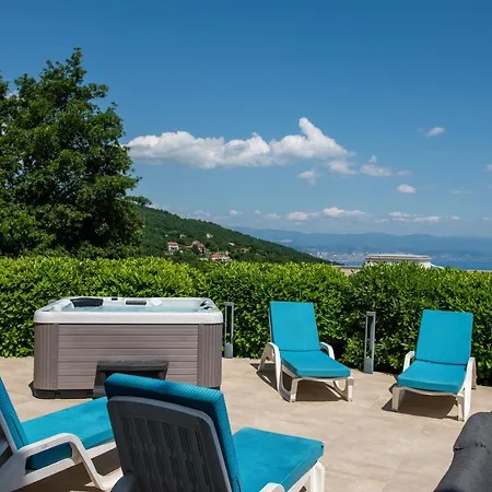 Villa Sv, Petar Icici